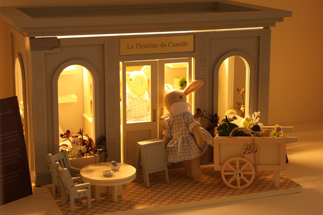 Little Forest Animals dollhouse